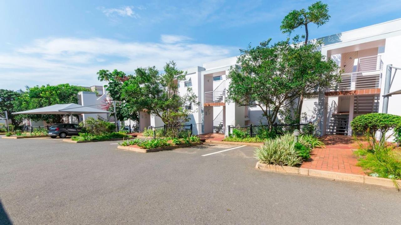 Appartement Ocean Breeze At 92 Chaka Cove à Ballito Extérieur photo